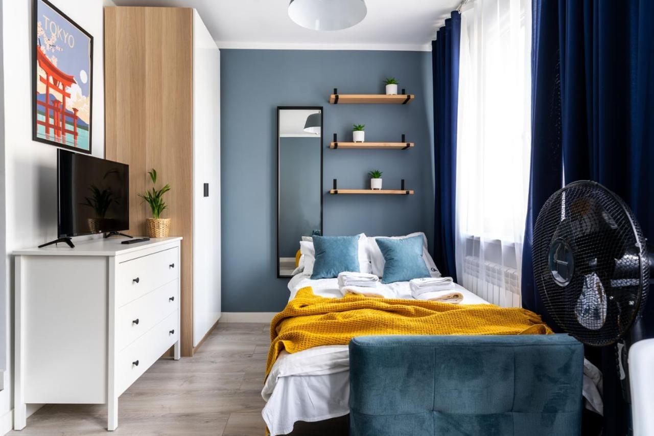 Golden - Brand New And Stylish - Browary Warszawskie - Ogrodowa Warsaw