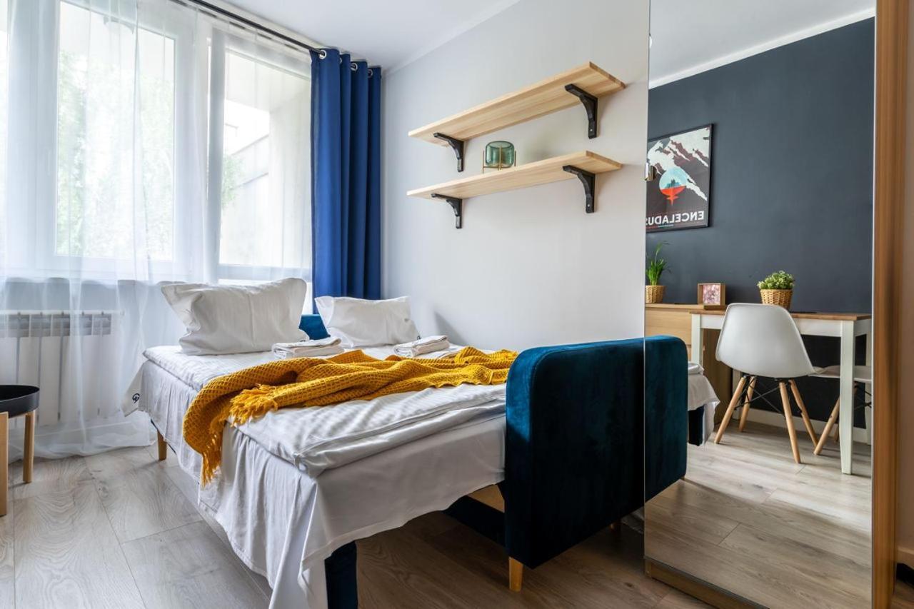 Golden - Brand New And Stylish - Browary Warszawskie - Ogrodowa